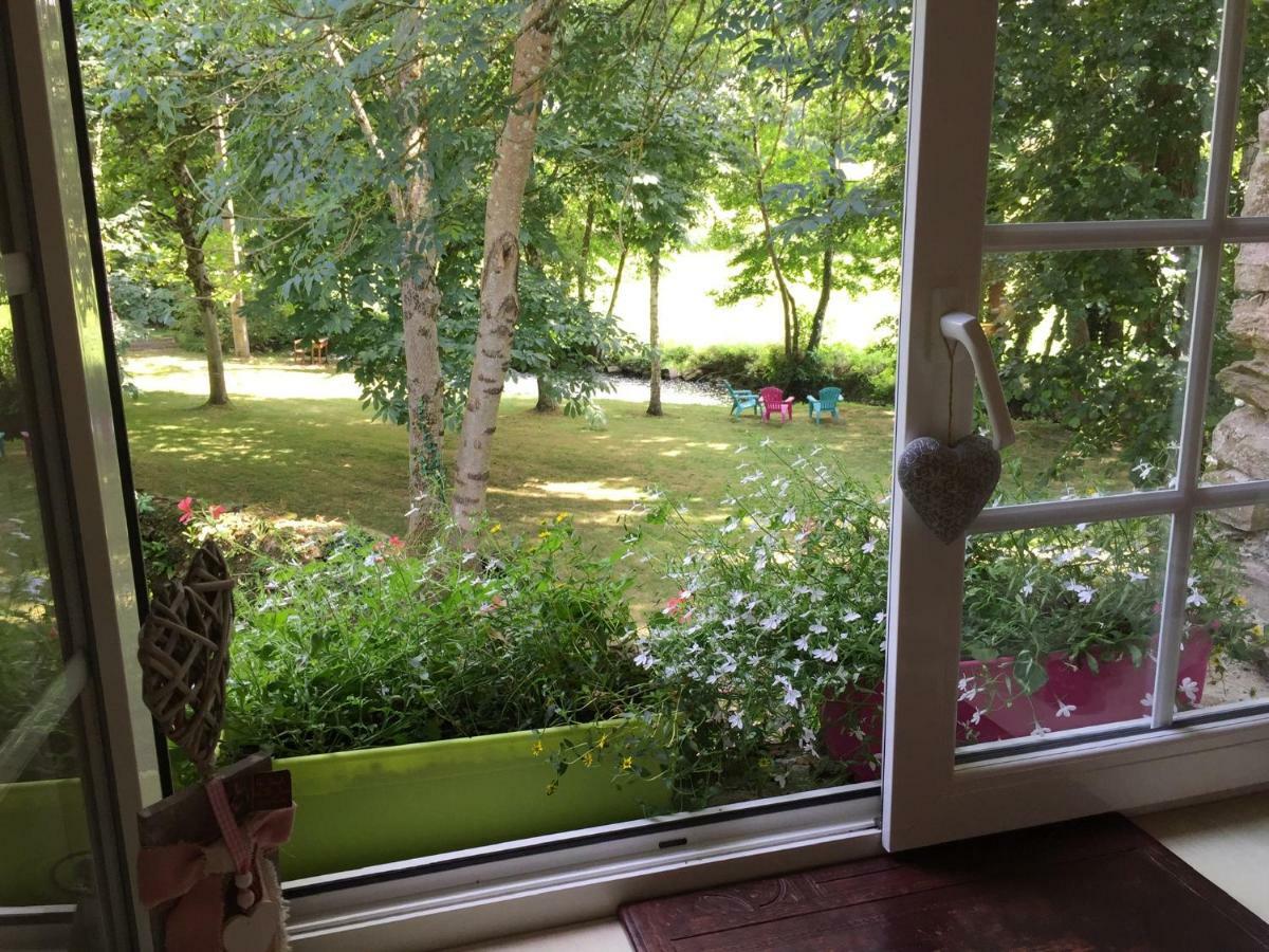 Bed and Breakfast Le Moulin De La Castellerie Moon-sur-Elle Экстерьер фото